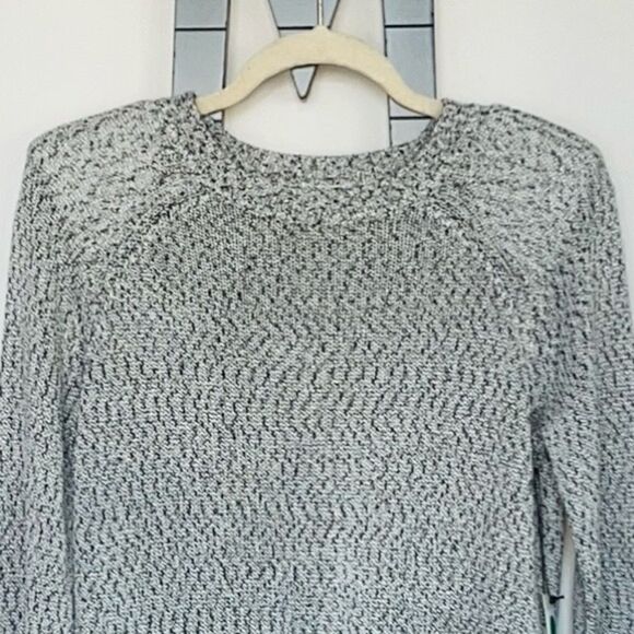 NWT One Grey Day Erin Pullover in Marble Size Small - Picture 3 of 8